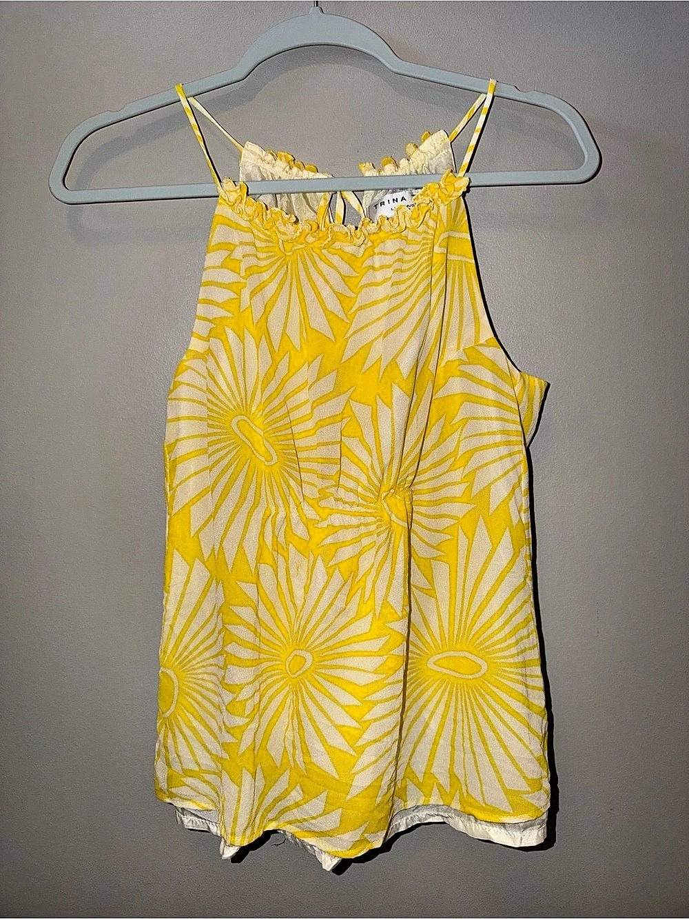 Trina Turk 100% Silk Ruffle Neck Burst Floral Sleeveless Tank Top Blouse Sz S